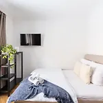 Crystal Apartment